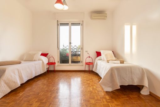 Alessia's Flat Isola M5 - Image 8