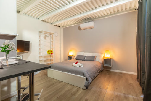 Alessia's Building- APT 6