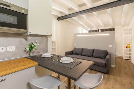 Alessia's Building- APT 2